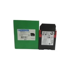 XPSAT3710 Module, PLC, LCD, Board, Controller